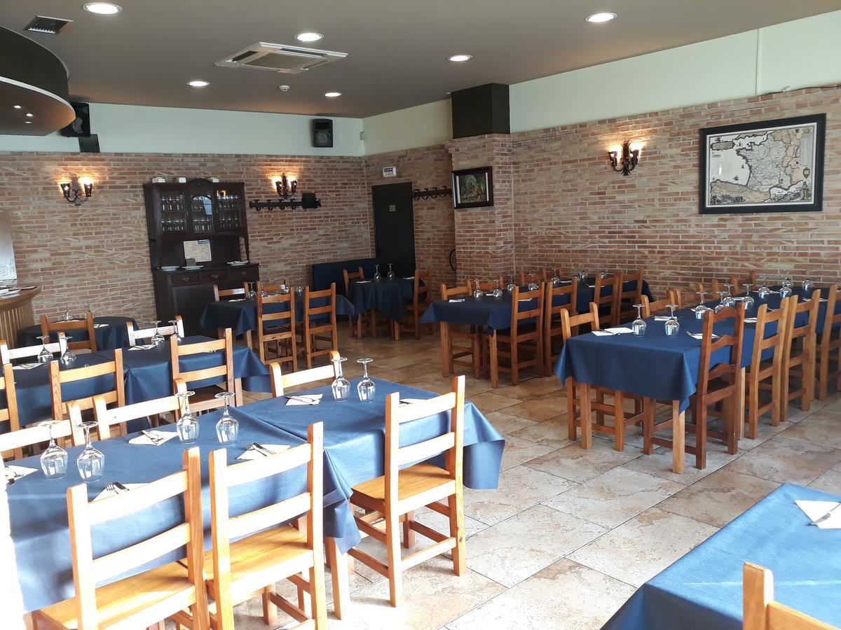 Hostal Ardoi Zizur Mayor Kültér fotó