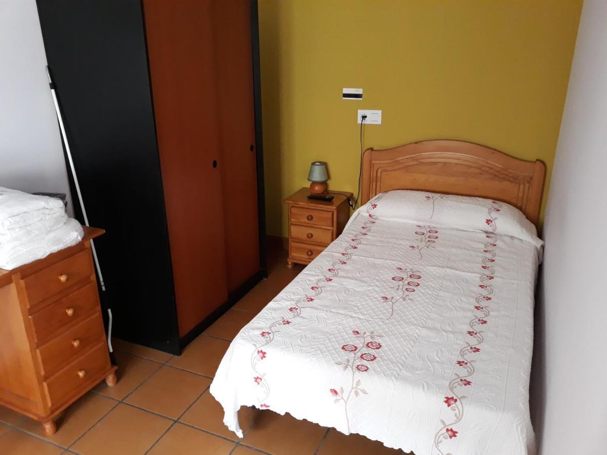 Hostal Ardoi Zizur Mayor Szoba fotó