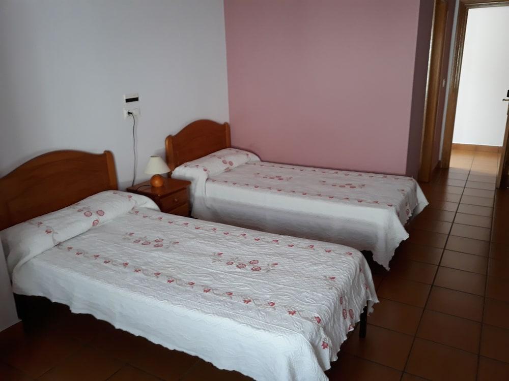 Hostal Ardoi Zizur Mayor Kültér fotó